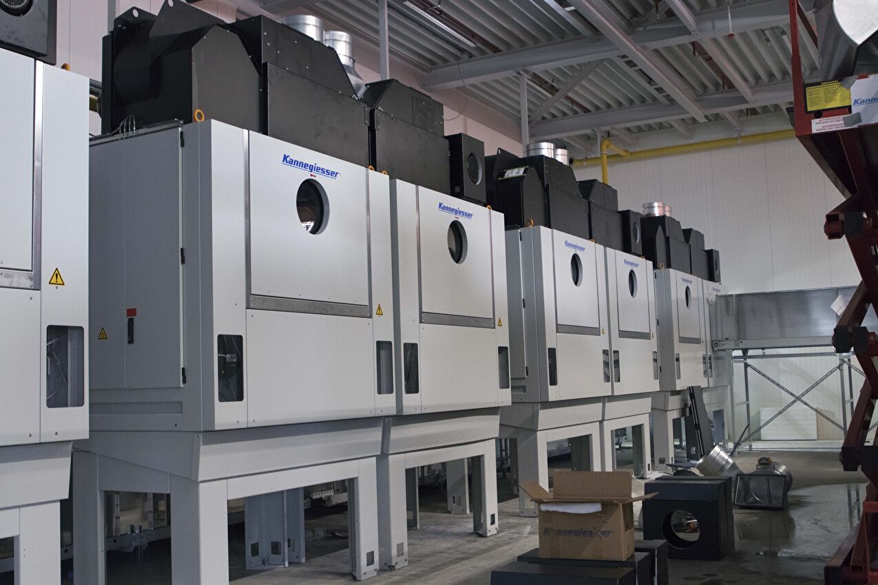levering eerste machines