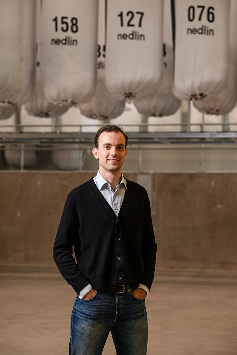 Nedlin Magazine (LR)-45.jpg