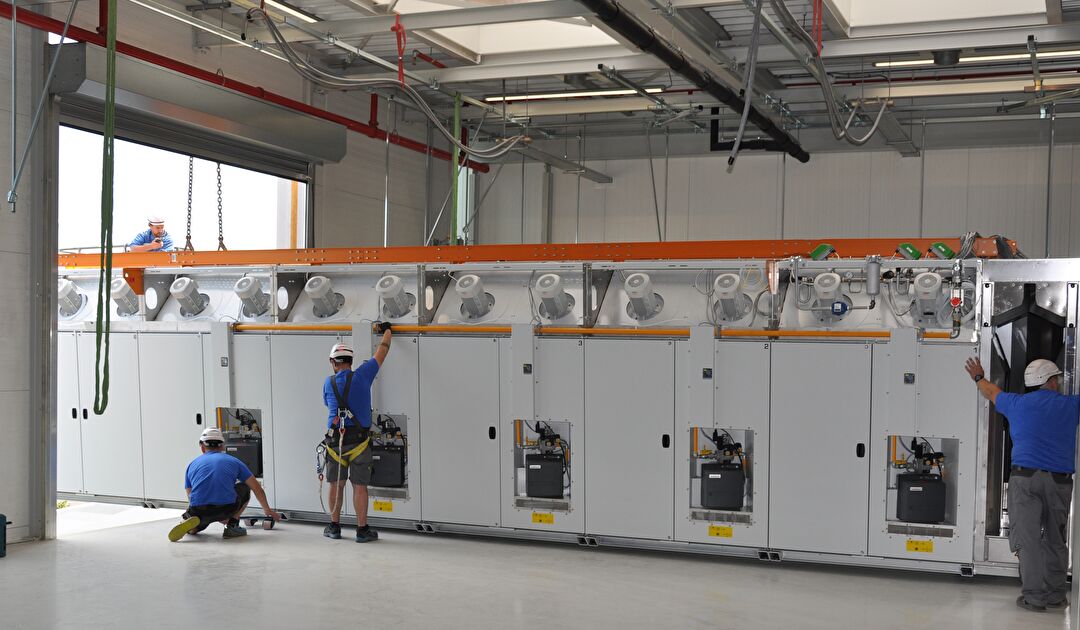 Healthcare_machinepark_Finishers_Kranen_rolpoort_binnen